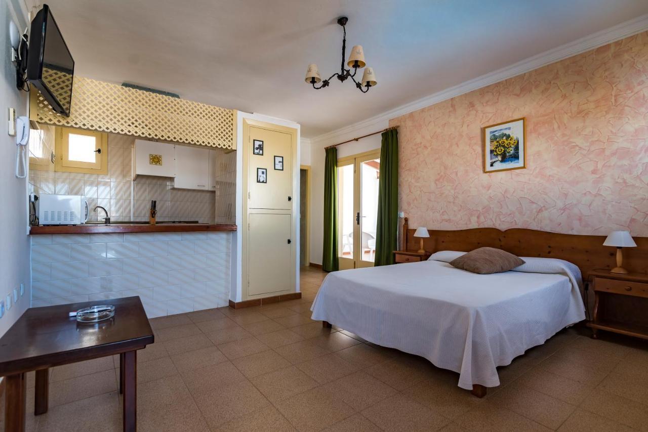 Apartamentos Mar Y Sal La Savina  Luaran gambar